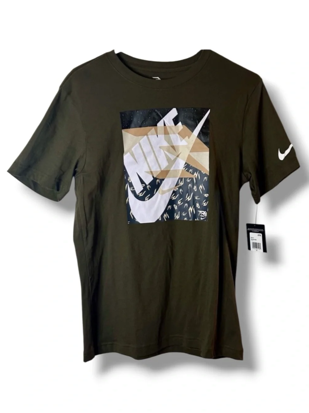 NWT Nike 3BRAND by Russell Wilson Dark Forest Green Graphic Tee Size XL 13-15yrs